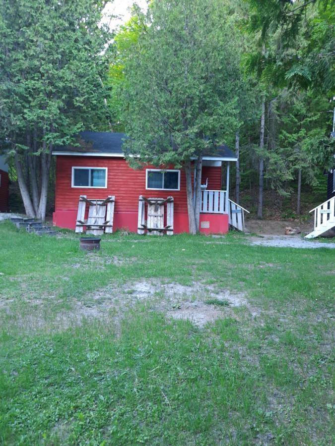 Lakefront Hideaway Resort Kawartha Lakes Eksteriør billede