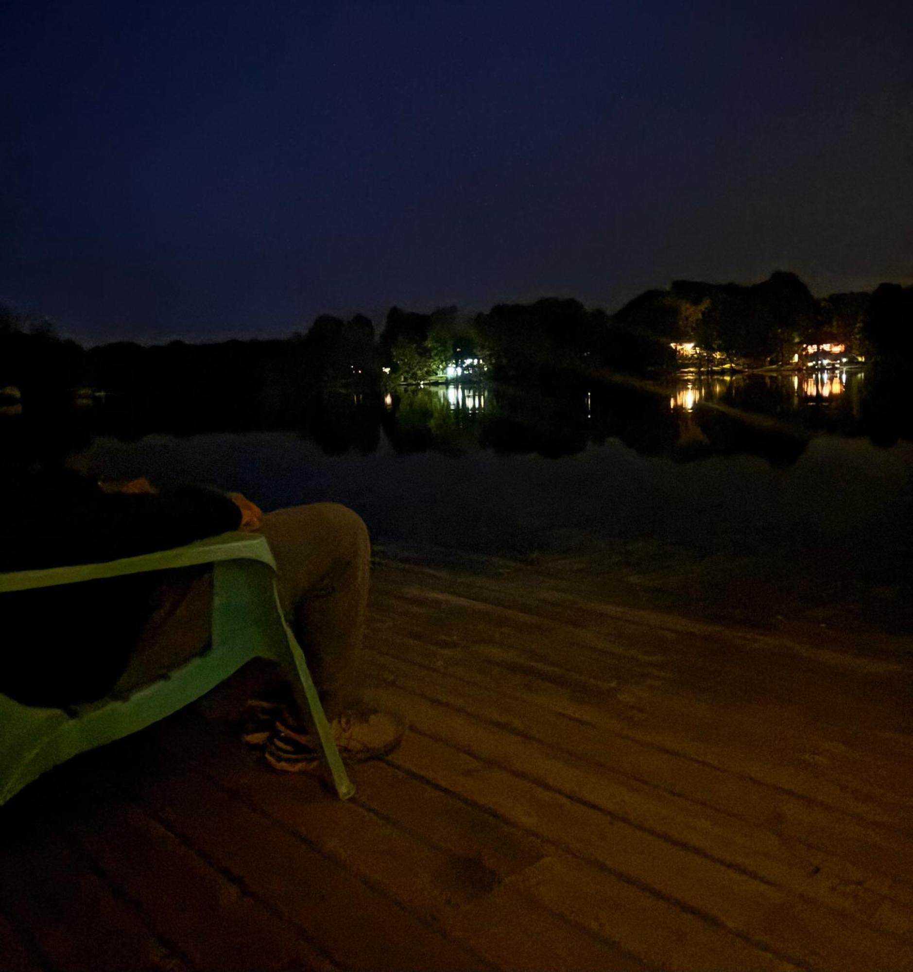 Lakefront Hideaway Resort Kawartha Lakes Eksteriør billede