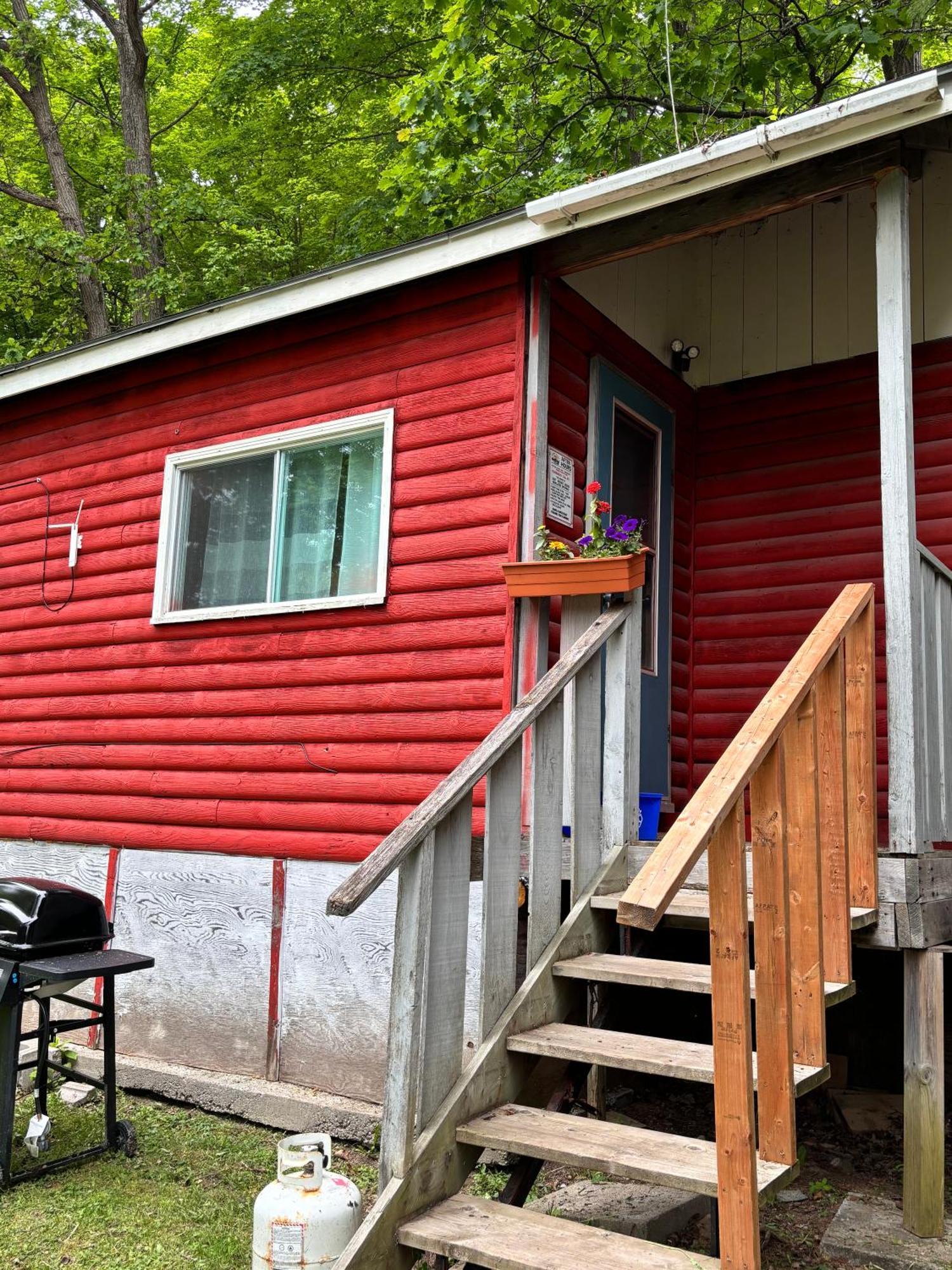 Lakefront Hideaway Resort Kawartha Lakes Eksteriør billede