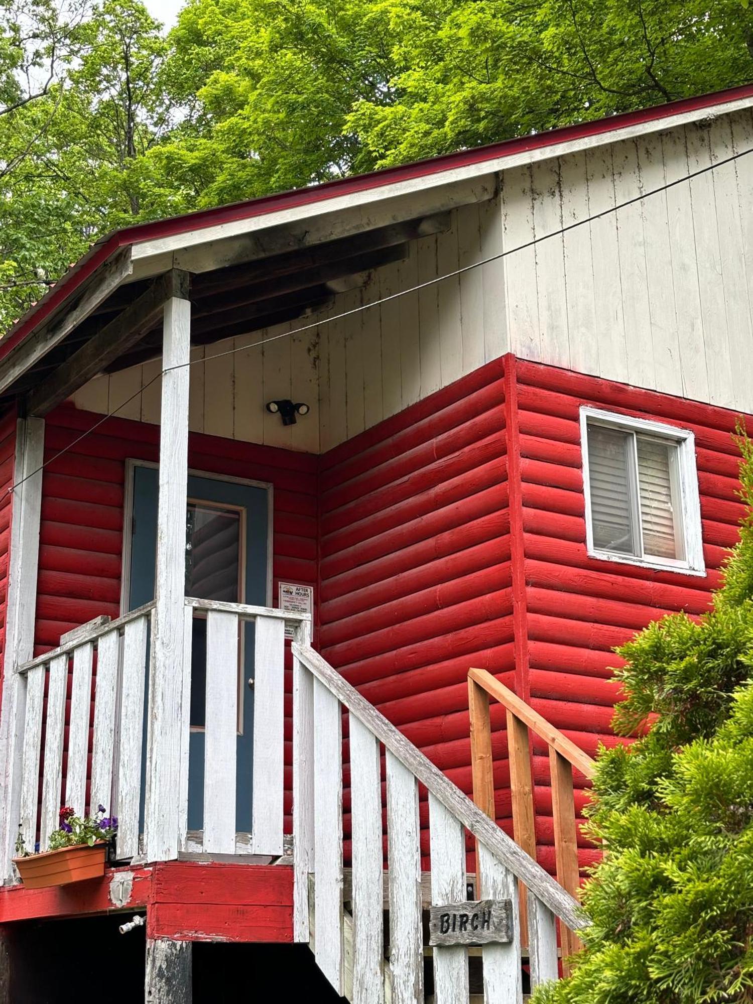 Lakefront Hideaway Resort Kawartha Lakes Eksteriør billede